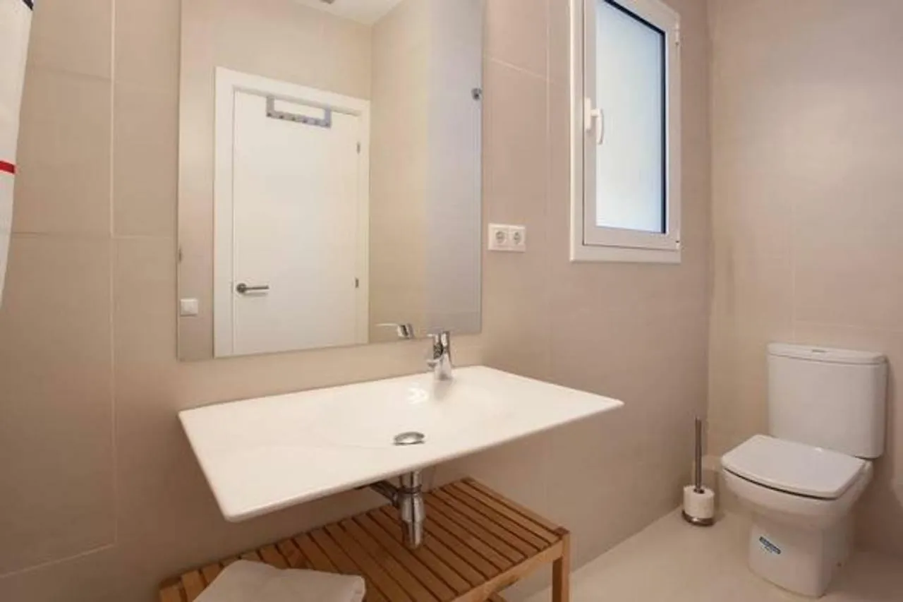 Modern Quiet Flat With A Large Balcony Apartment Barcelona